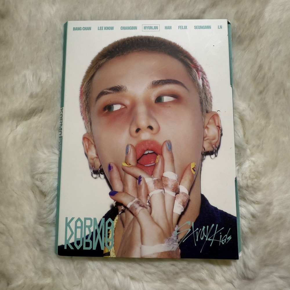 Stray Kids Karma 4th Album Hyunjin Ver CD Photobook Teal K-Pop SKZ Merch